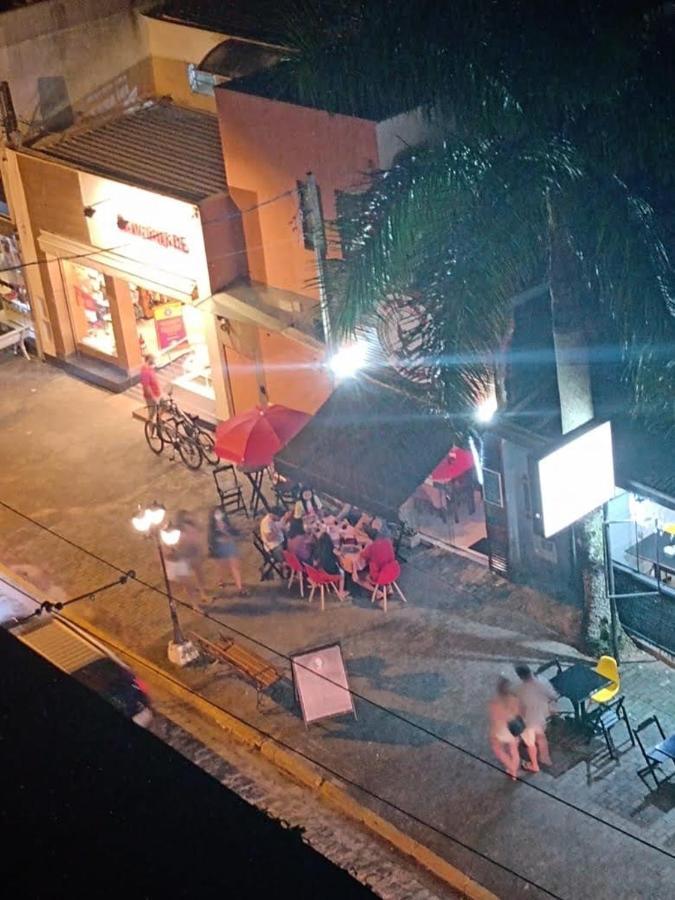 Agito E Sossego Na Rua Mais Charmosa De Ubatuba Pelo Google Εξωτερικό φωτογραφία