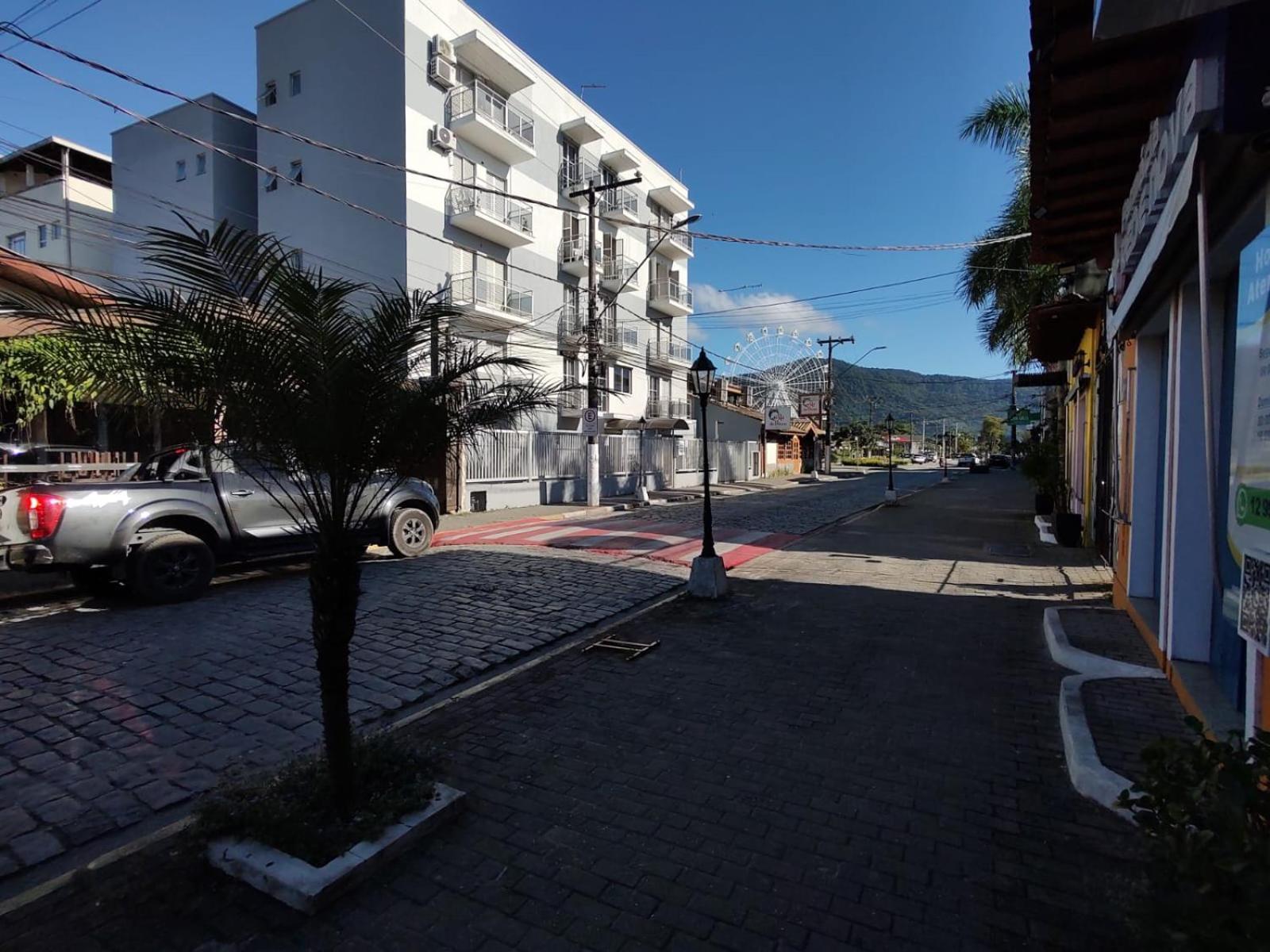 Agito E Sossego Na Rua Mais Charmosa De Ubatuba Pelo Google Εξωτερικό φωτογραφία